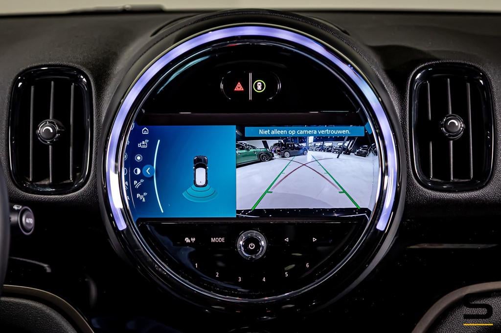 Mini Mini Countryman 1.5 Cooper S E ALL4 Essential|Leder|Cam, Auto's, Mini, Automaat, Zwart, Countryman, Zwart