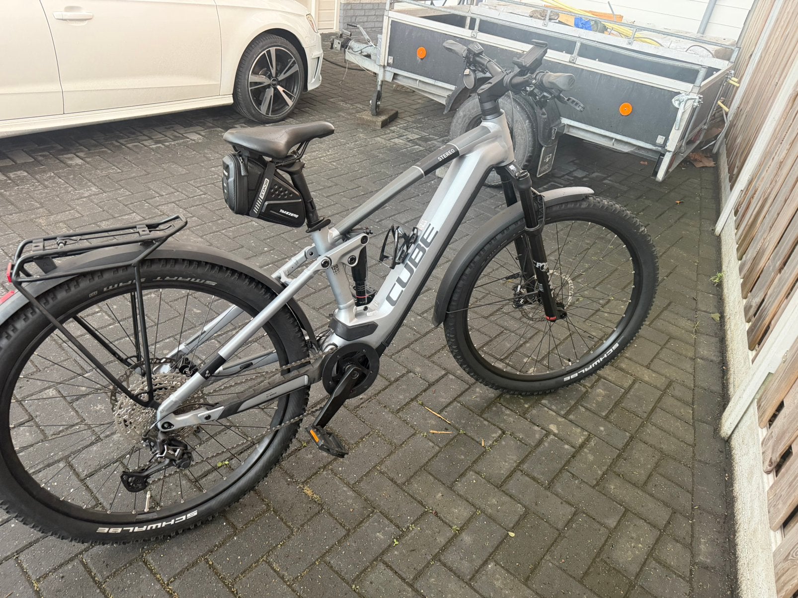 Cube hybride stereo race, Ophalen of Verzenden, Zo goed als nieuw, 50 km per accu of meer, Cube