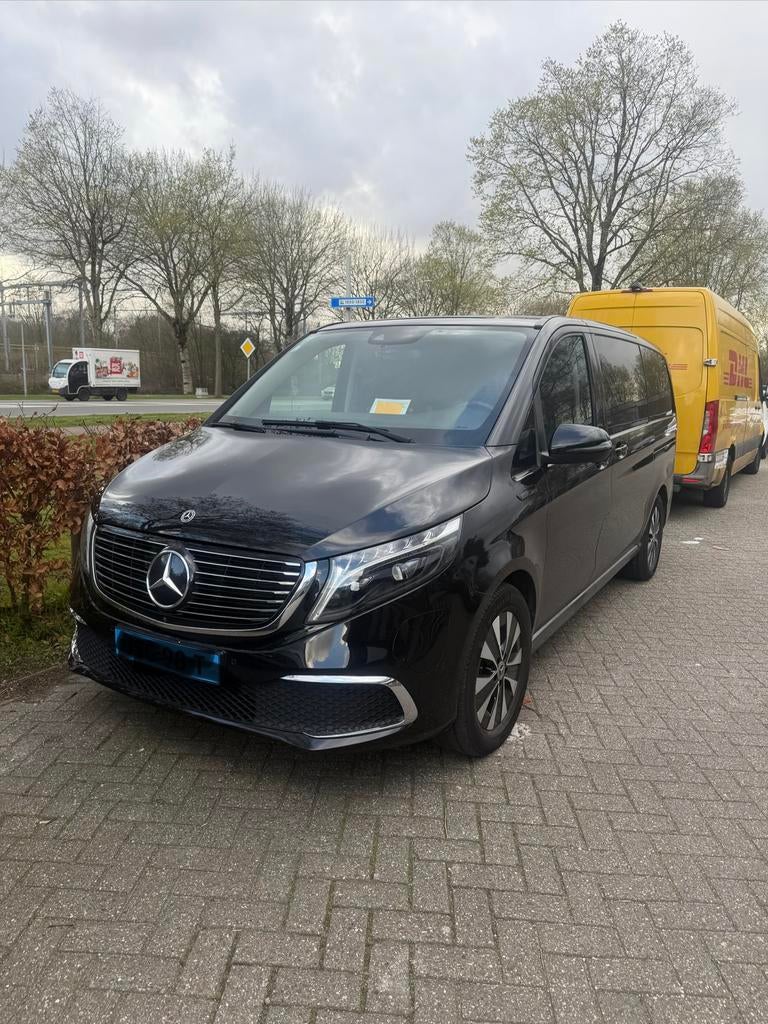 Taxi huren Tesla pachten / Mercedes eqv / Tesla model Y taxi, Ophalen of Verzenden