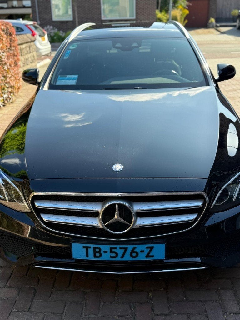 Taxi MB E-Klasse E220 d 194pk 9G-TRONIC 2018 Zwart trekhaak, Auto's, Automaat, Achterwielaandrijving, Navigatiesysteem, Diesel