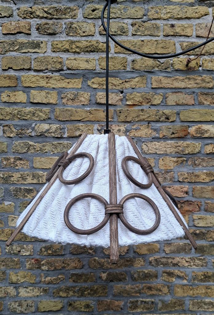 Vintage rotan bamboe hanglamp jaren 60, Huis en Inrichting, Lampen | Hanglampen, Vintage Bohemian, Ophalen of Verzenden, Zo goed als nieuw