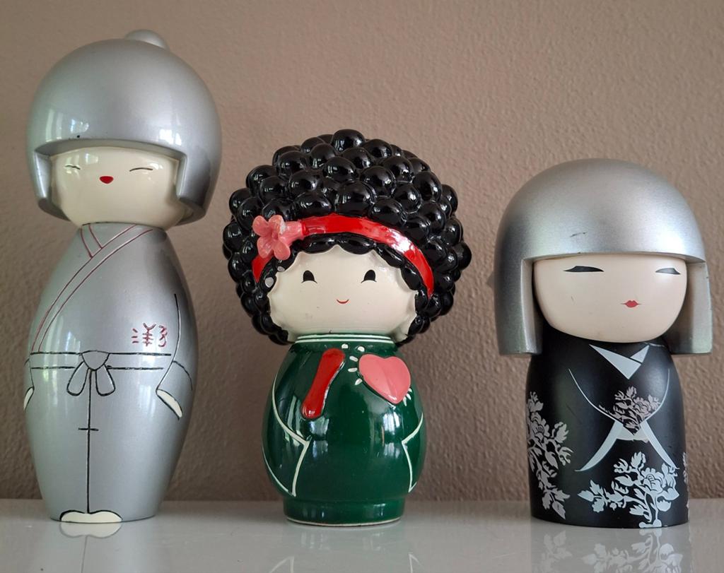 Set van 3 Japanse Kokeshi poppen - decoratief, Ophalen of Verzenden, Zo goed als nieuw