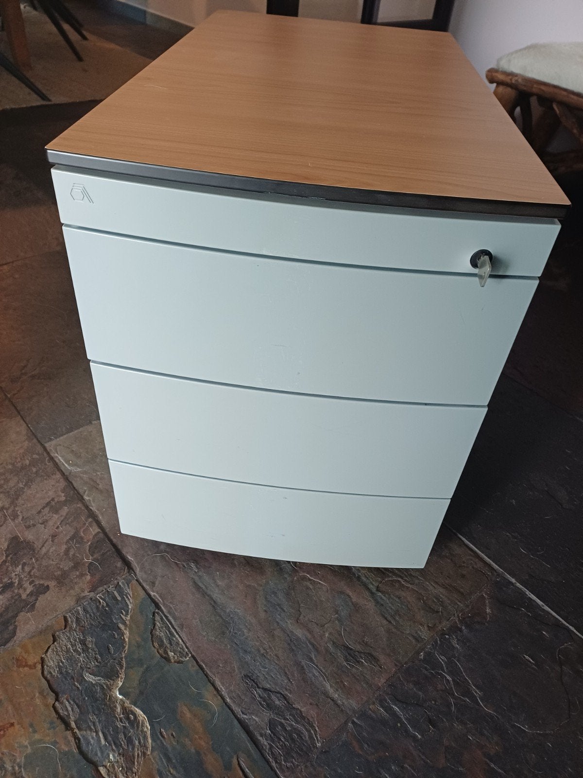 Bureauladenkast op wieltjes, Ophalen, 3 of 4 laden, Minder dan 100 cm, Metaal