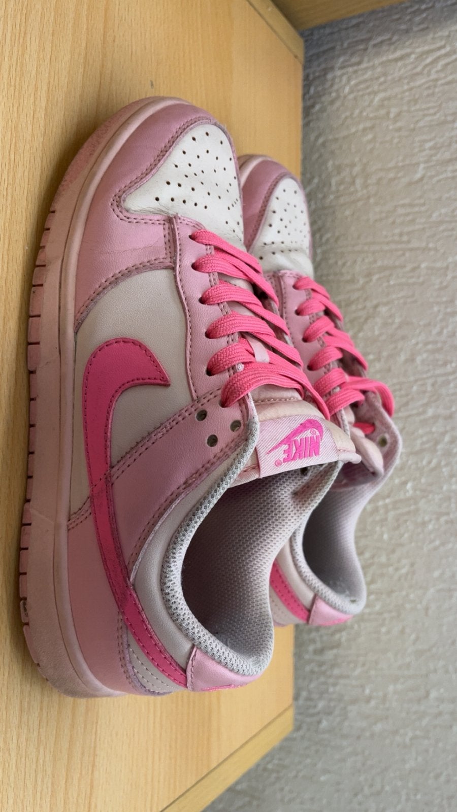 Nike dunk low triple pink, Ophalen, Roze, Sneakers of Gympen, Zo goed als nieuw