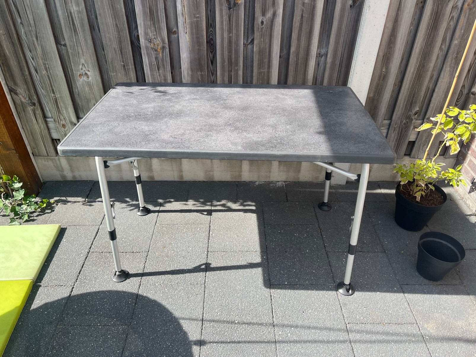 Campingtafel Westfield superb 115 x 70 in goede staat, Ophalen, Zo goed als nieuw, Rechthoekig