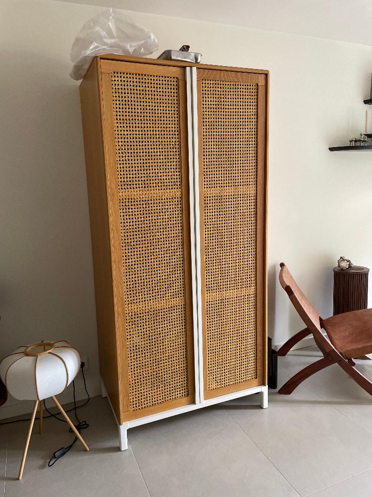 Kledingkast van hout en rotan, Huis en Inrichting, Kasten | Kledingkasten, Ophalen, Met deur(en), Gebruikt, Eikenhout