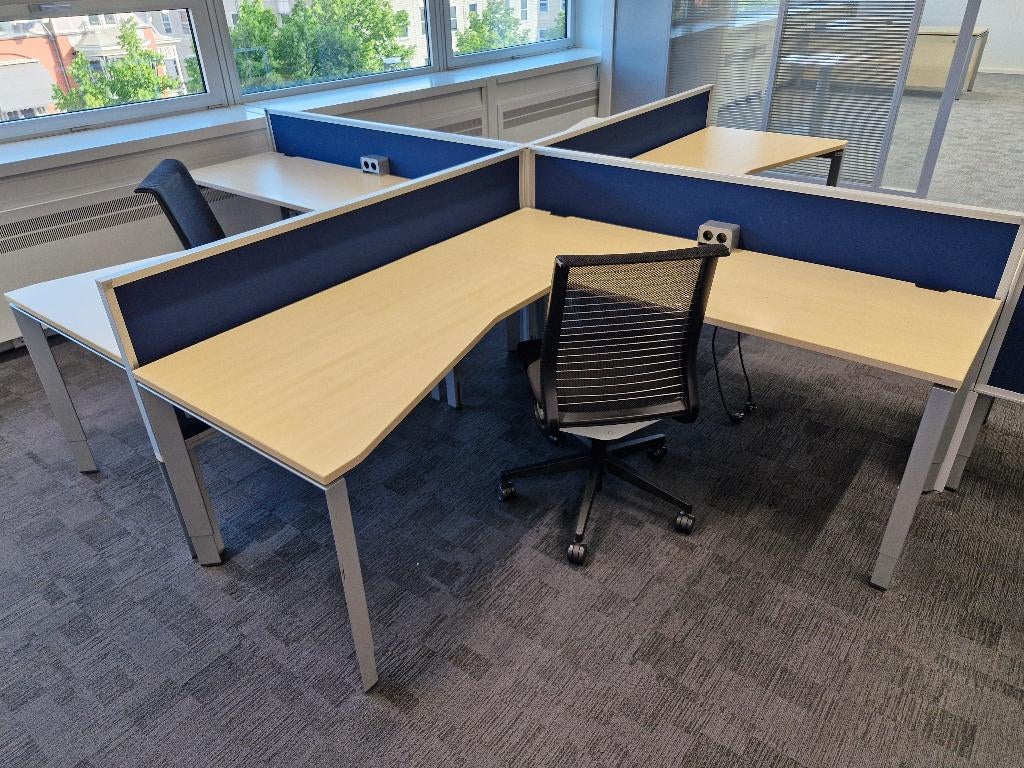 Steelcase hoekbureau los of compleet 180x180, Postbus, In hoogte verstelbaar, Ophalen of Verzenden, Zo goed als nieuw