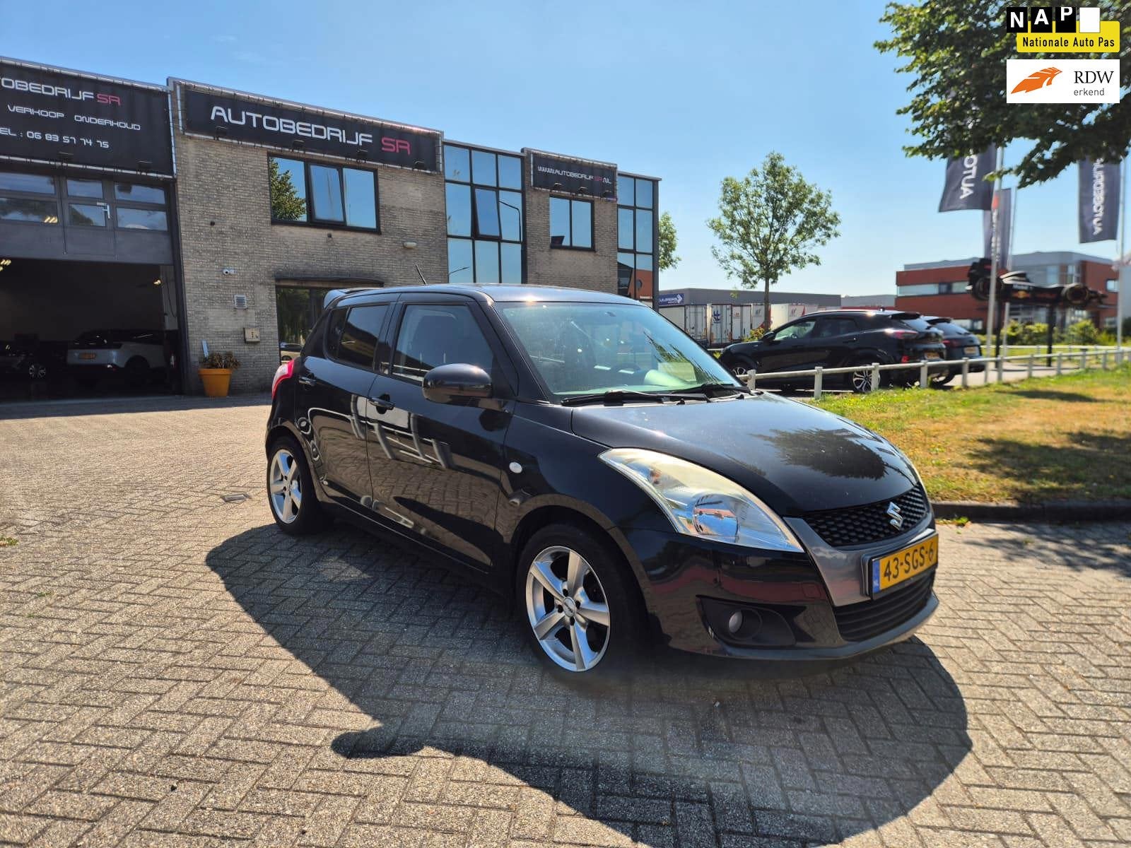 Suzuki Swift 1.2 Exclusive EASSS Cruise! Airco! Stoelverwarm, Auto's, Suzuki, Bedrijf, Te koop, Swift, ABS, Airbags, Airconditioning