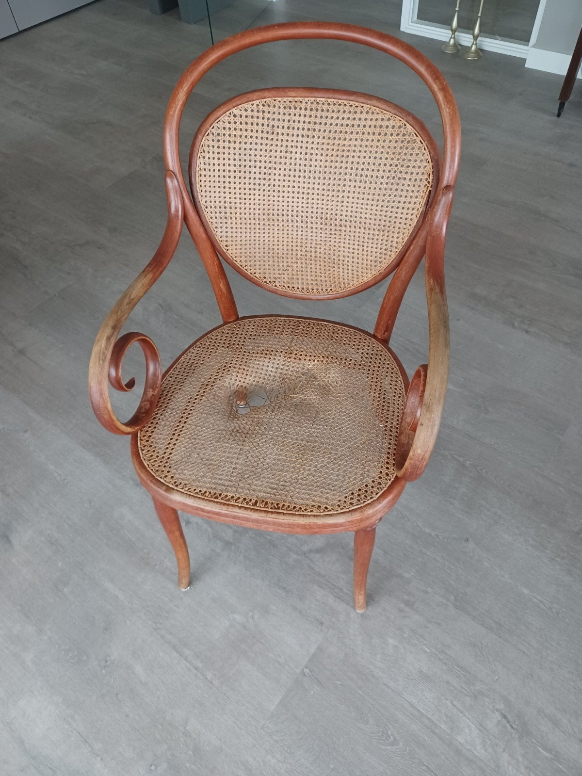 Antieke Thonet stoel met rieten zitting - restauratieproject, Ophalen of Verzenden