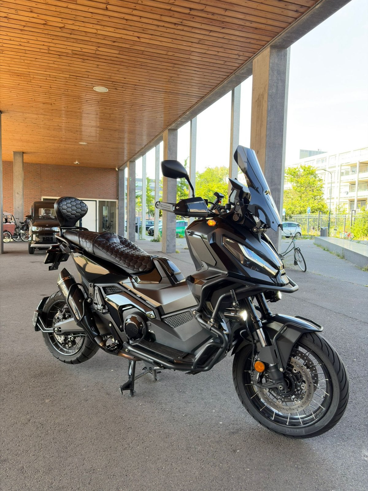 Honda X-ADV 750 Akrapovic Full Option 2024 11.000KM, Nieuw, Motorrijbewijs A, Meer dan 35 kW, Automaat