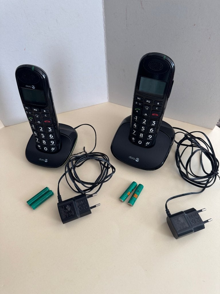 Doro duo PhoneEasy senioren telefoon € 12,50, Ophalen of Verzenden, Gebruikt, 2 handsets