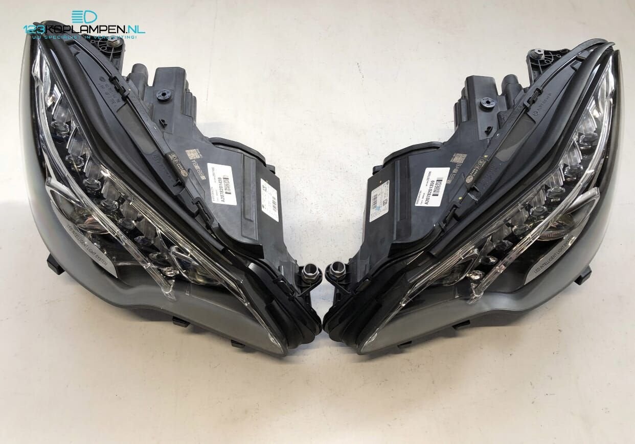 Mercedes E Klasse W207 coupe facelift Full LED koplamp kopla