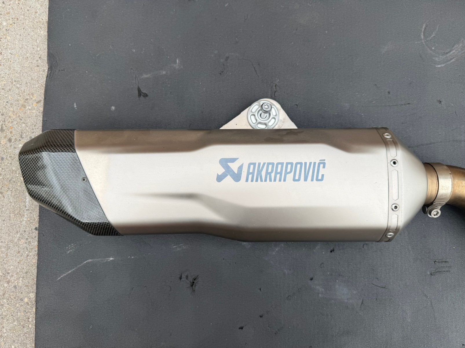 BMW Akrapovic uitlaat demper – F750GS F800GS F850GS F900gs, Ophalen of Verzenden