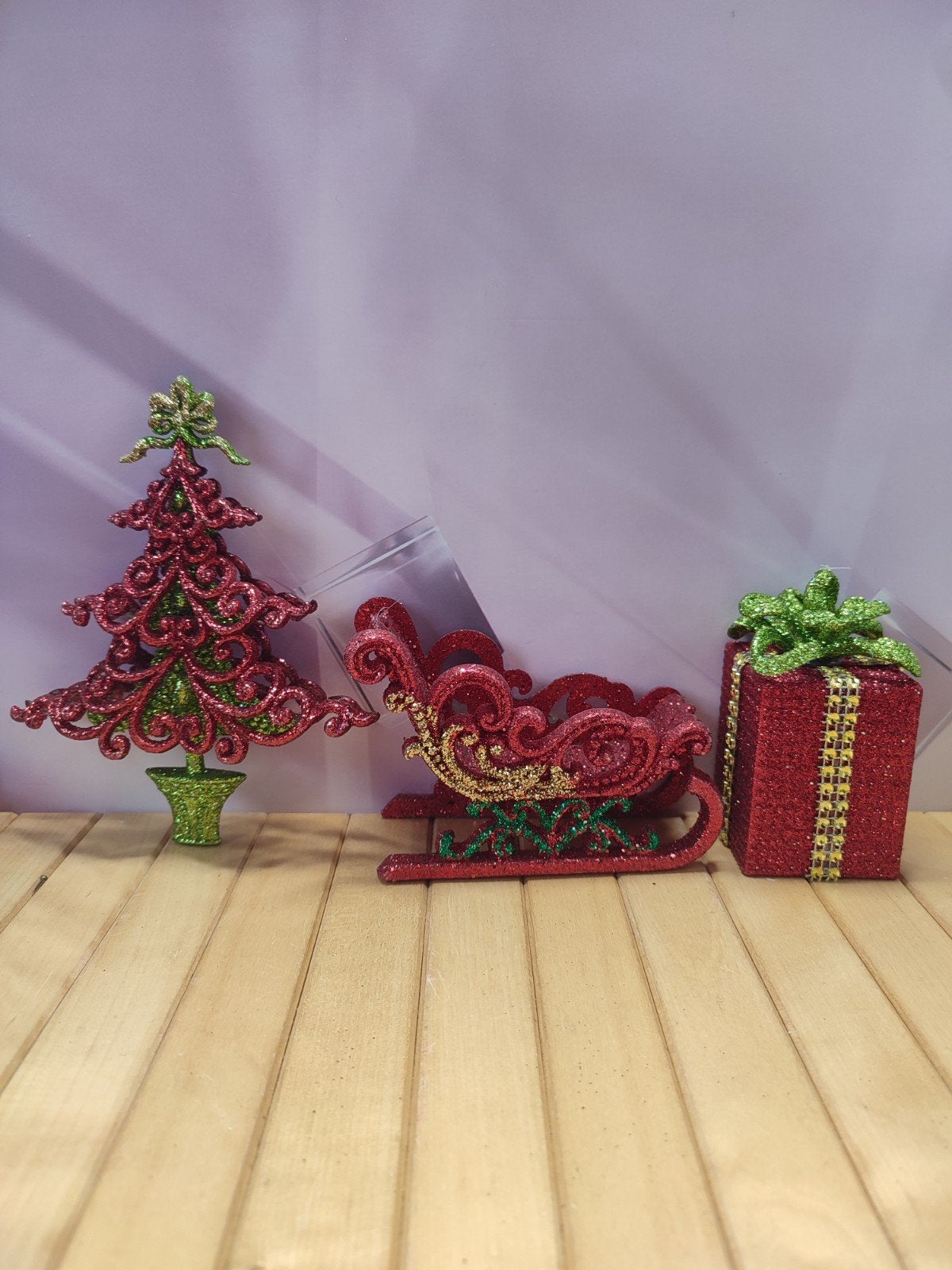 Kerstdecoratie Rood Dennenboom, Arreslee en Kado, Ophalen of Verzenden, Nieuw