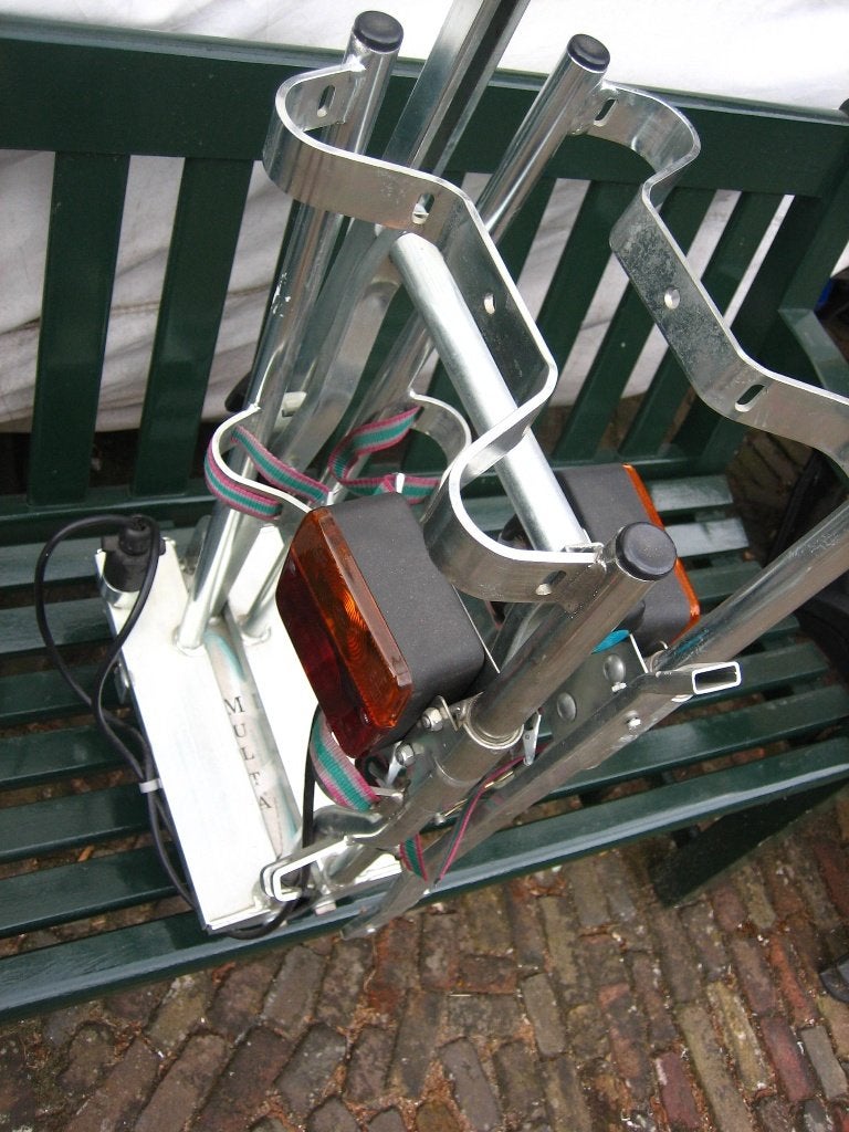 Fietsendrager inklapbaar, Ophalen, Elektrische fiets, Zo goed als nieuw, 2 fietsen