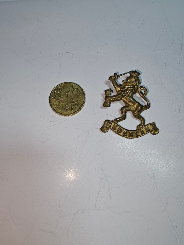NEDERLANDSE BARETLEEUW met oranje ondergrondje, Verzamelen, Verzenden, Landmacht, Nederland, Embleem of Badge
