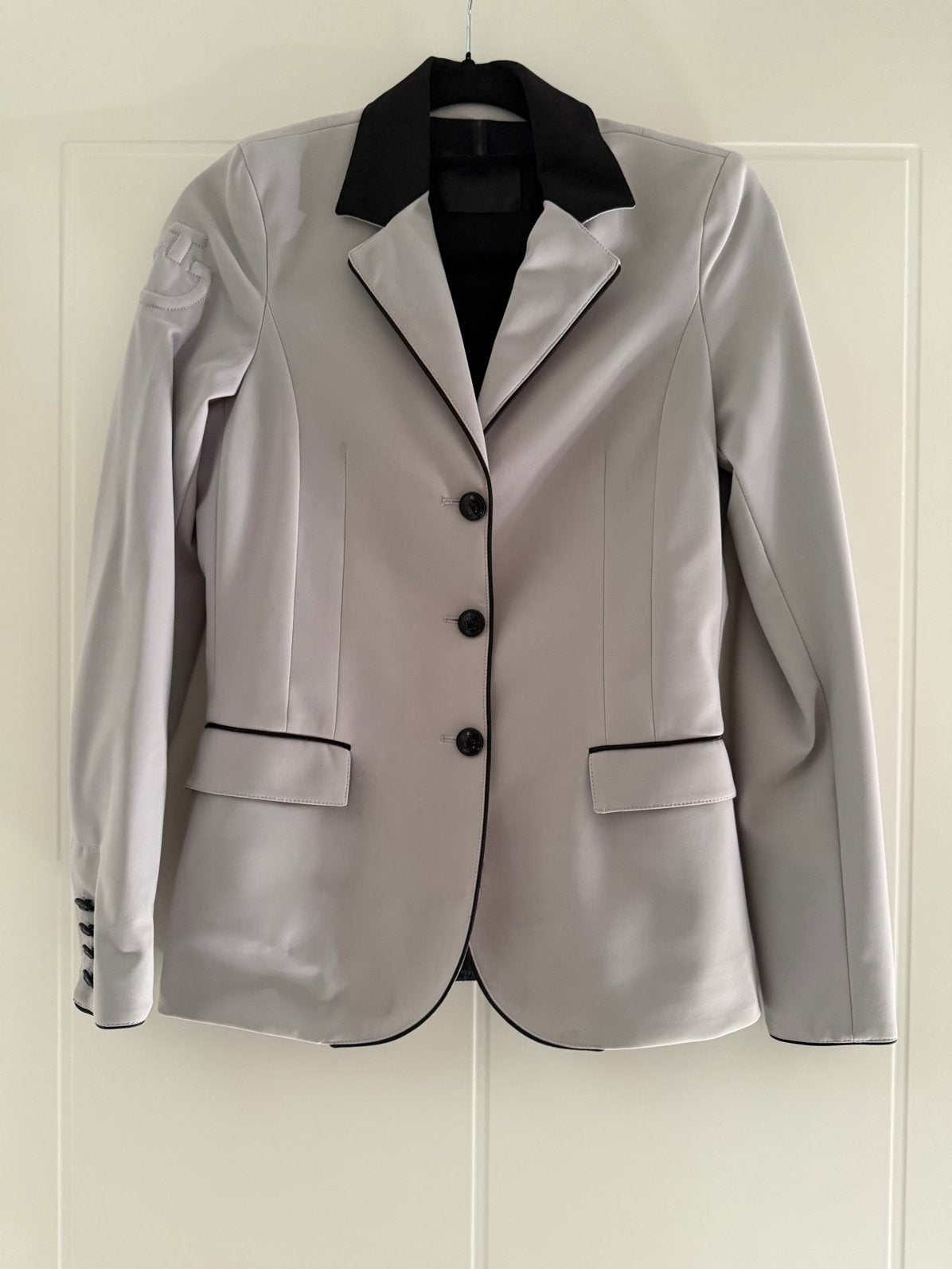 geweldig mooi CAVALLERIA TOSCANA wedstrijd jasje. 38, Ophalen of Verzenden, Zo goed als nieuw, Dressuur, Bovenkleding