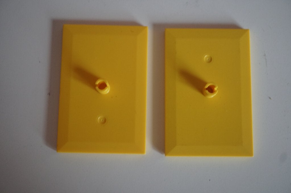 2x Gele Lego 9 volt Lego trein boogie platen (draaiplaat), Gebruikt, Overige thema's, Lego, Ophalen of Verzenden