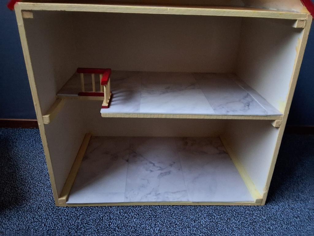 Groot Poppenhuis met Meubels en Poppen, Ophalen, Gebruikt, Poppenhuis