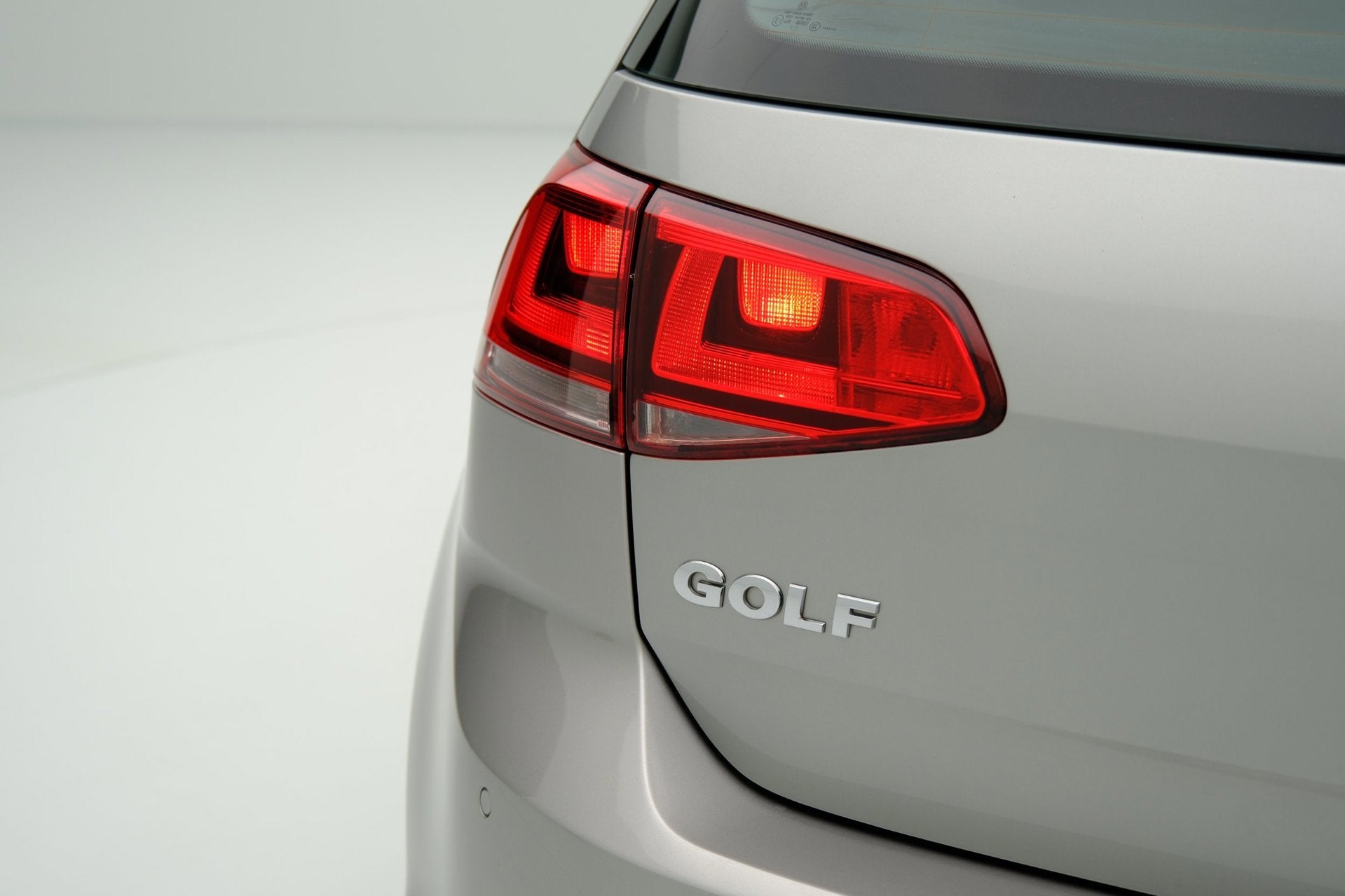 Foto 17 van Volkswagen Golf 1.2 TSI Highline 5-drs Navi|1e Eig!|Half Led