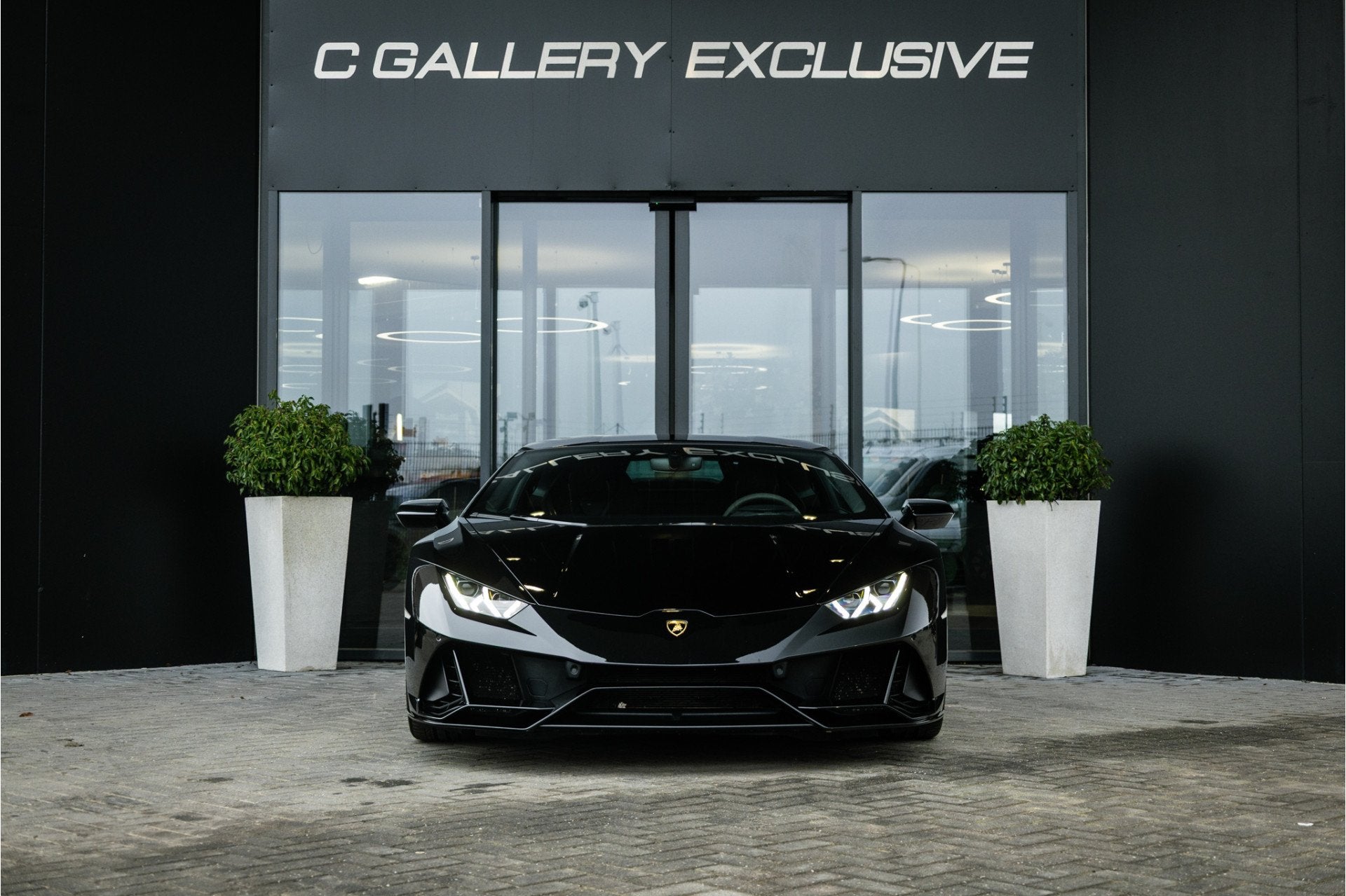 Lamborghini Huracan 5.2 V10 EVO - Sensonum | Lift | Cruise C, Auto's, Lamborghini, Automaat, Dealer onderhouden, Gebruikt, Zwart