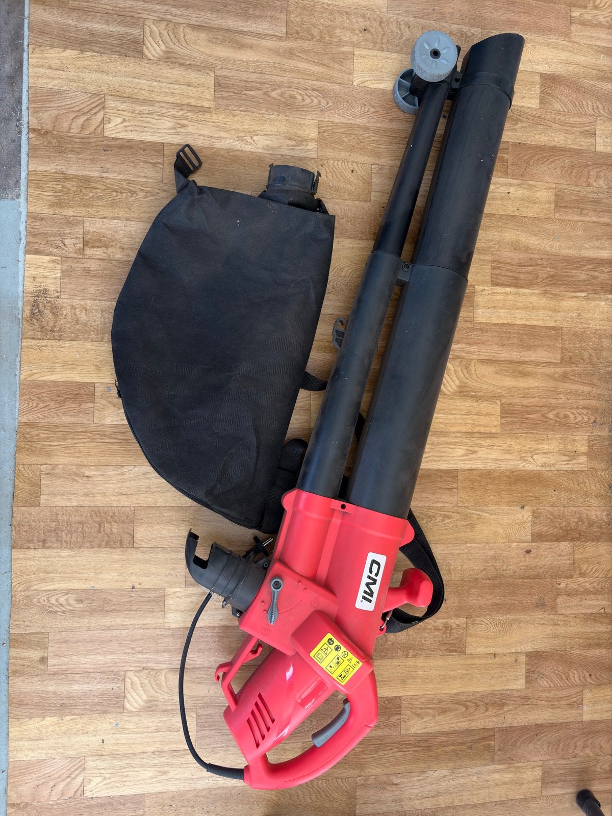CMI Bladblazer/zuiger met opvangzak en zuigfunctie, Tuin en Terras, Ophalen, Gebruikt, Handgedragen, Met opvangzak