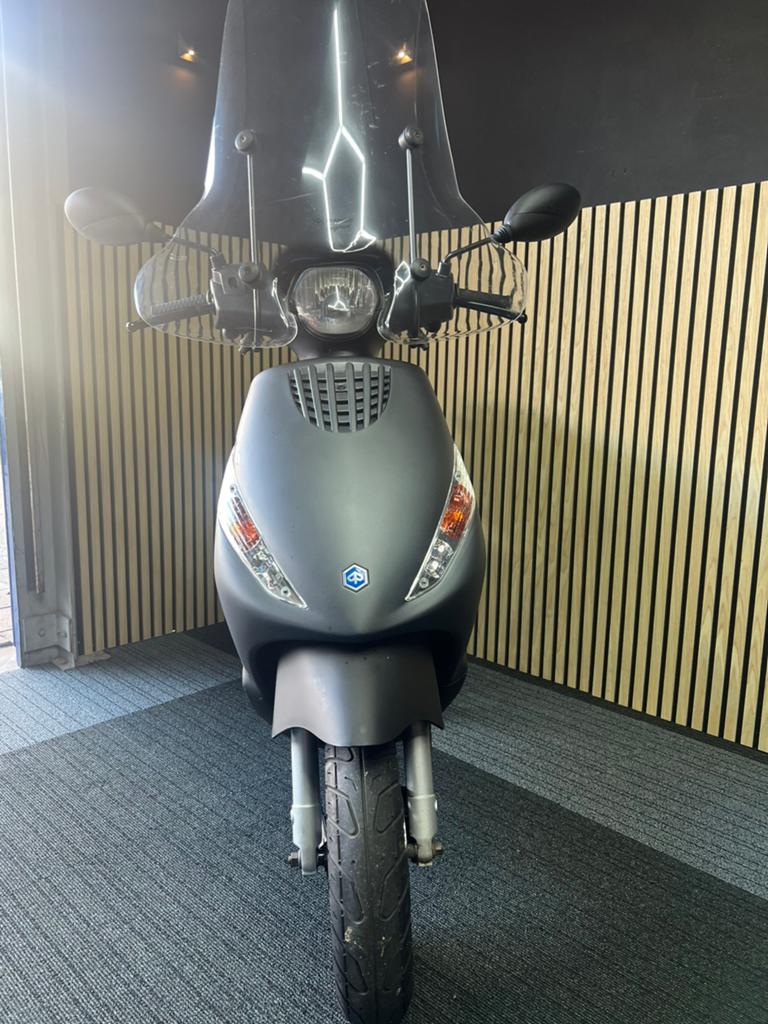 PIAGGIO ZIP IGET E4