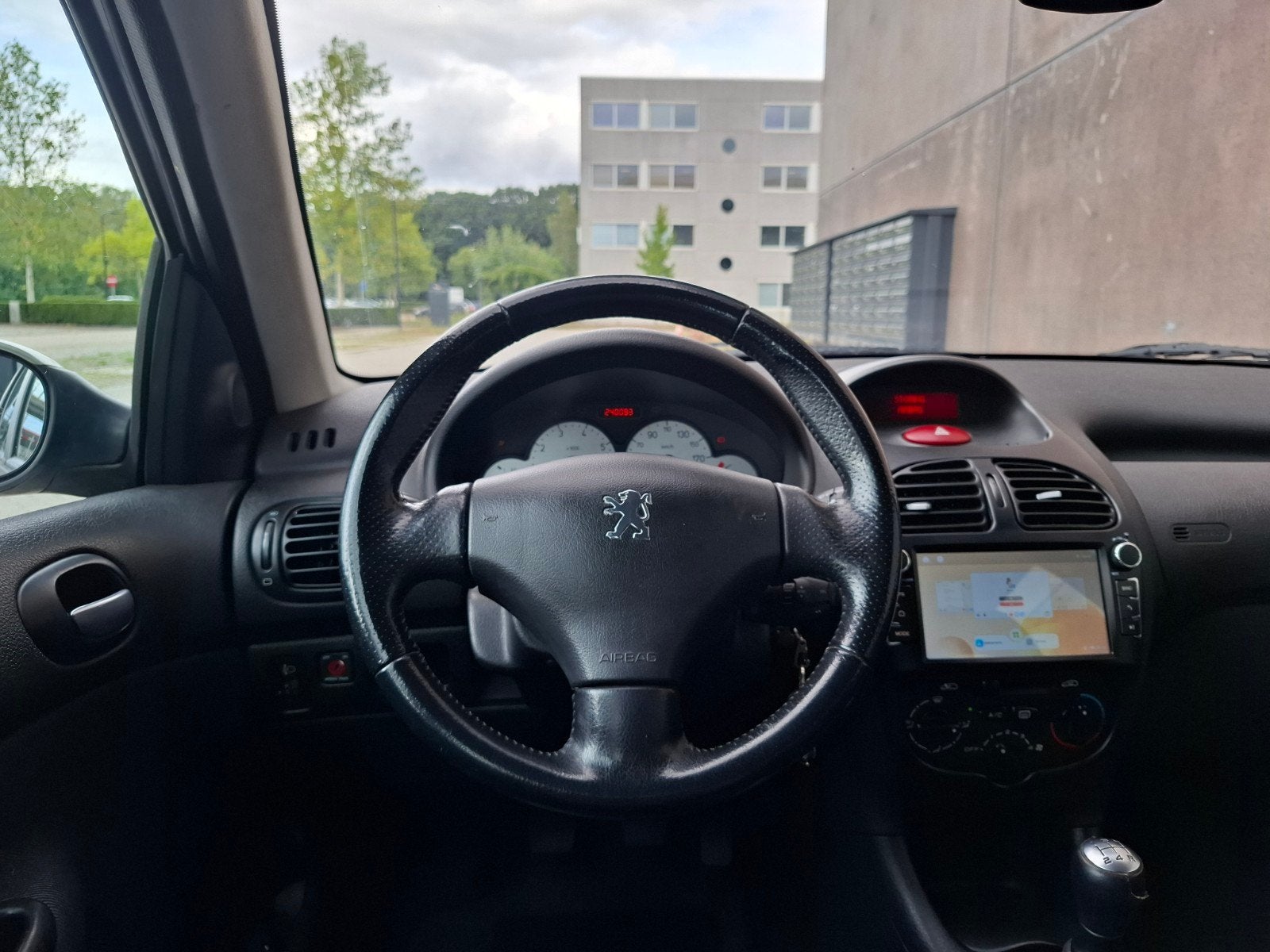 Foto 11 van Peugeot 206 1.4 16V | 240.093 KM | Leder | CarPlay | Airco