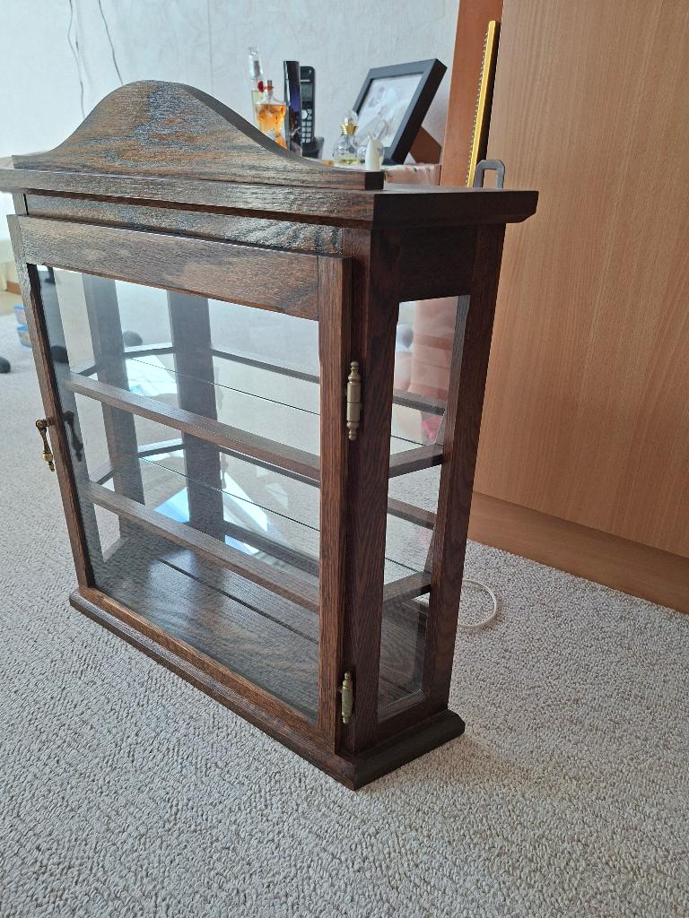 Eiken houten glazen kast, Ophalen