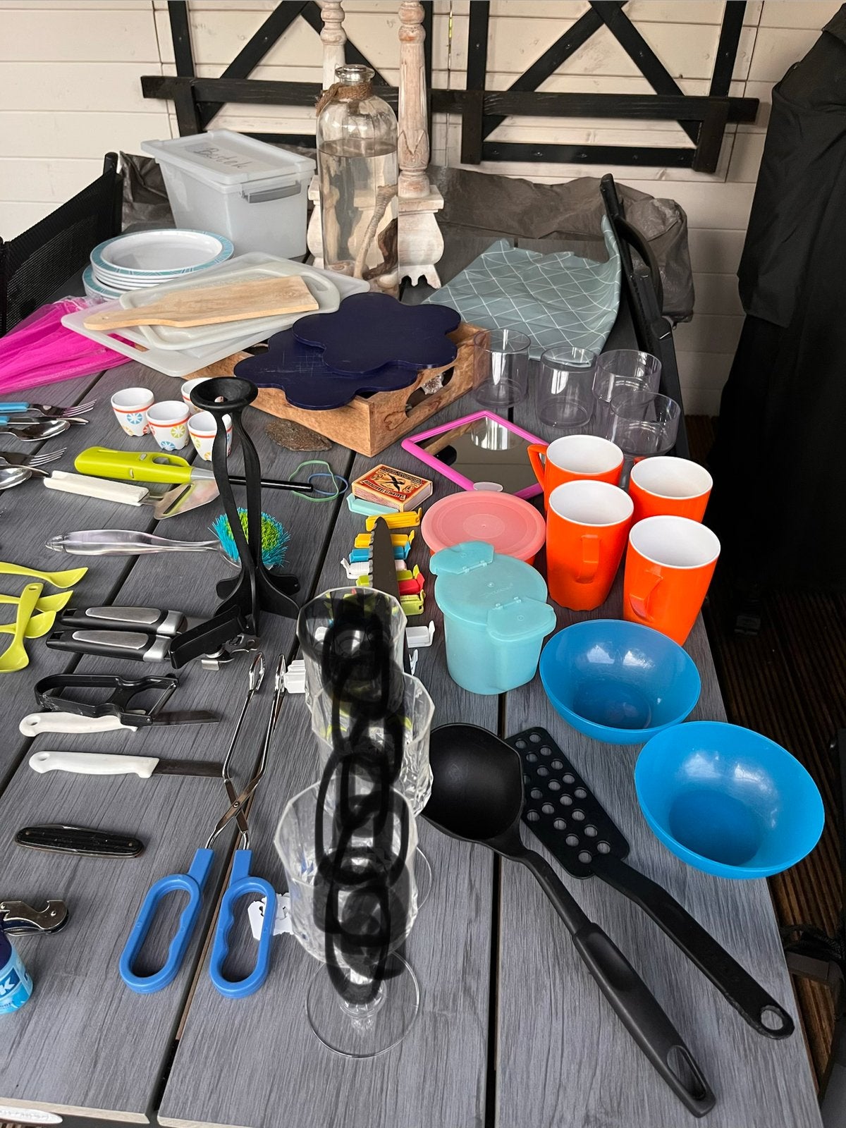 Camping servies en toilet emmertje, Caravans en Kamperen, Ophalen, Zo goed als nieuw