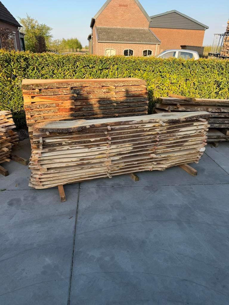 14 eiken Schaaldelen 220x40x2,5 cm voor 250 euro, Tuin en Terras, Palen, Balken en Planken, Zo goed als nieuw, Planken, 250 cm of meer