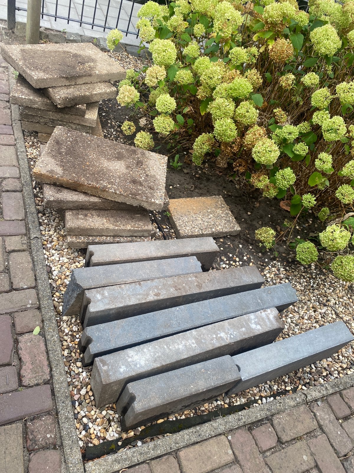 Grindtegels 60x40 (10 stuks) en stoepbanden, Tuin en Terras, Bielzen en Borders, Ophalen, Gebruikt, Minder dan 100 cm, 25 tot 50 cm