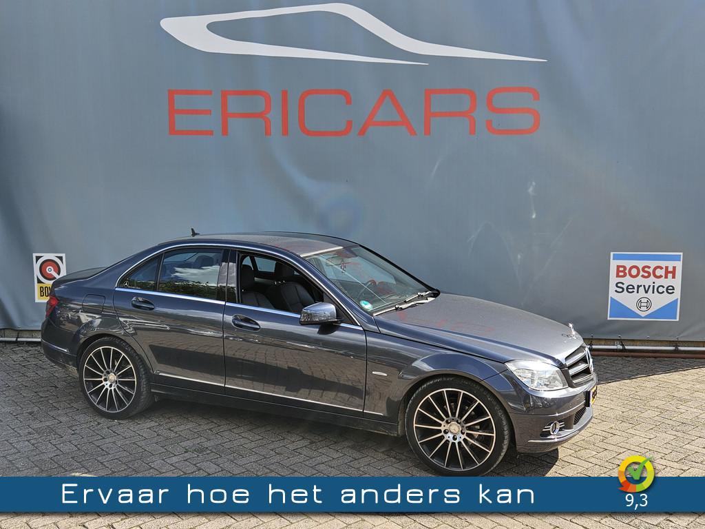 Mercedes-Benz C-Klasse 180 K Avantgarde AMG VELGEN NAVI LEER, Gebruikt, Zwart, Leder en Stof, Handgeschakeld