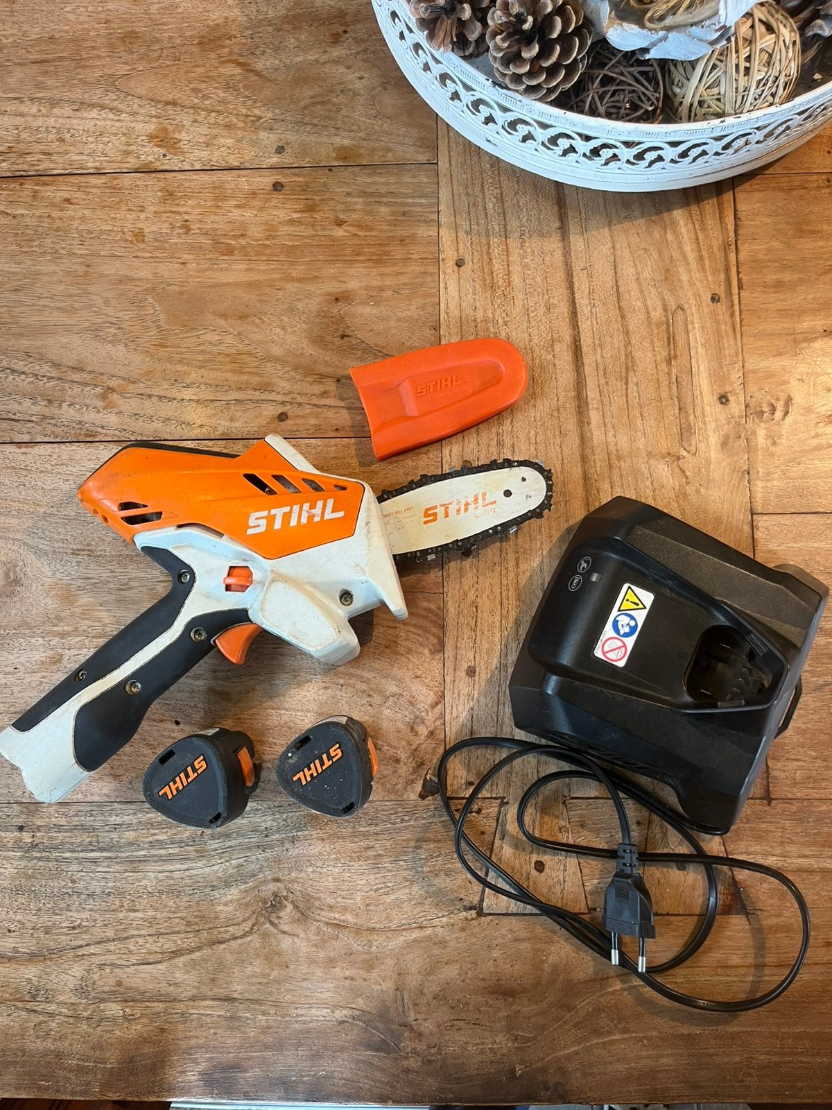 Stihl Gta 26 Snoeizaag + 2 accu's, Ophalen of Verzenden, Zo goed als nieuw