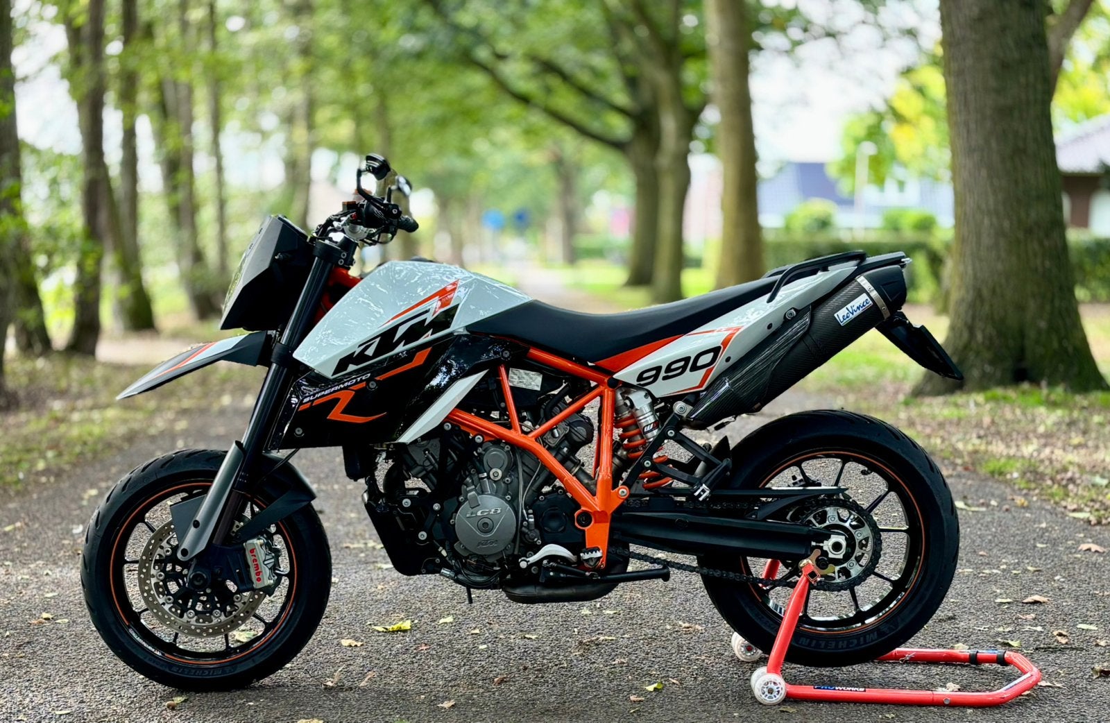 Ktm 990 SMR LC8 2012 sm supermoto zonder ABS, 2 cilinders, Sportuitlaat, Occasion, Motorrijbewijs A
