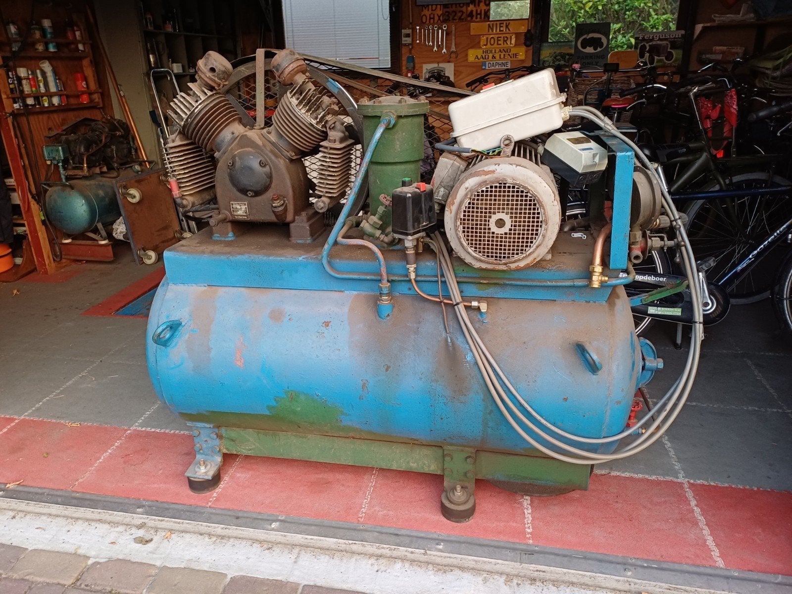 Grote compressor 380 volt - goed werkend, Ophalen, Gebruikt, 400 tot 800 liter/min, 10 bar of meer