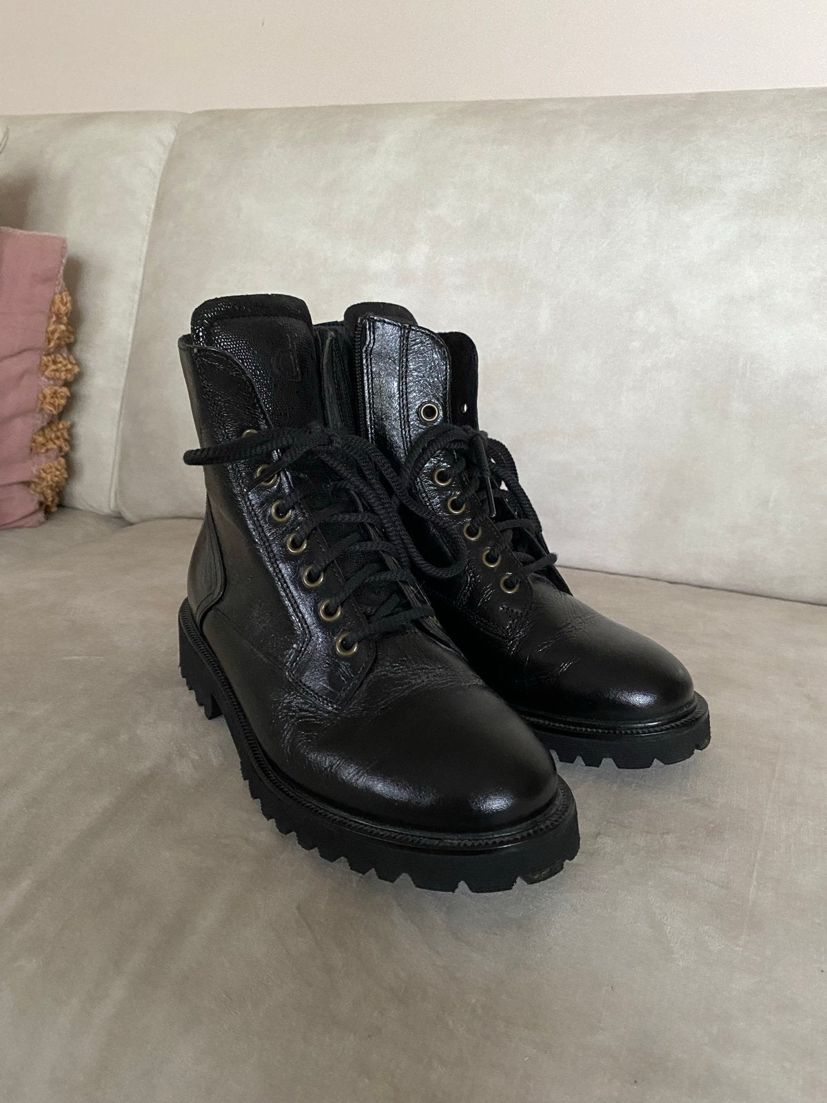 Durea veterboots maat 37 K - Zo goed als nieuw, Ophalen of Verzenden, Zo goed als nieuw, Zwart, Lage of Enkellaarzen