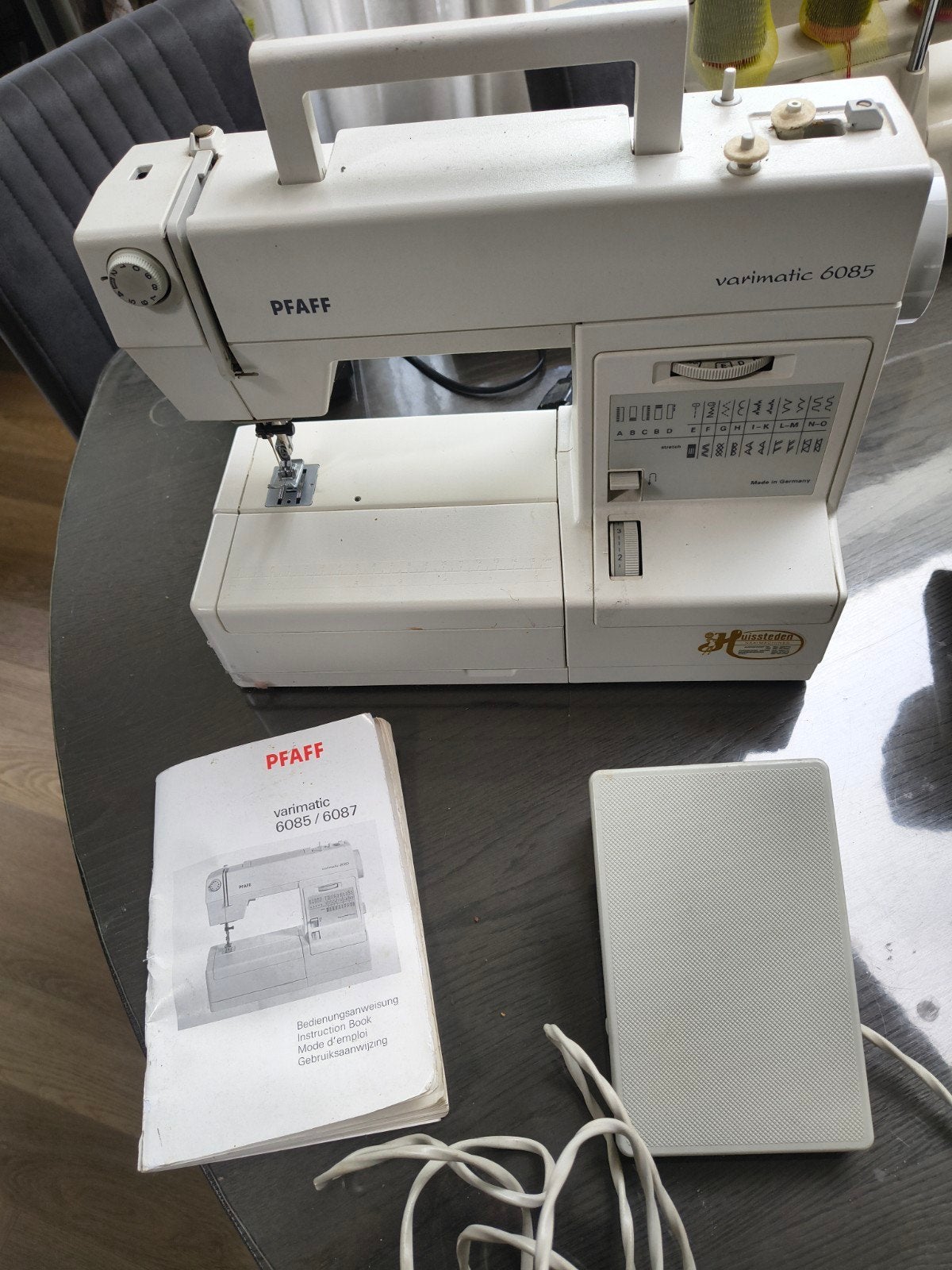 Pfaff Varimatic 6085 Naaimachine met handleiding, Ophalen, Gebruikt, Naaimachine, Pfaff