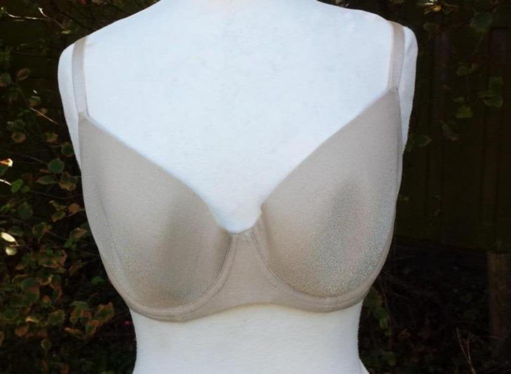 Mooie goudkleurige bh maat 85 D. Merk h&m, Kleding | Dames, Ondergoed en Lingerie, Overige kleuren, ., Ophalen of Verzenden, BH