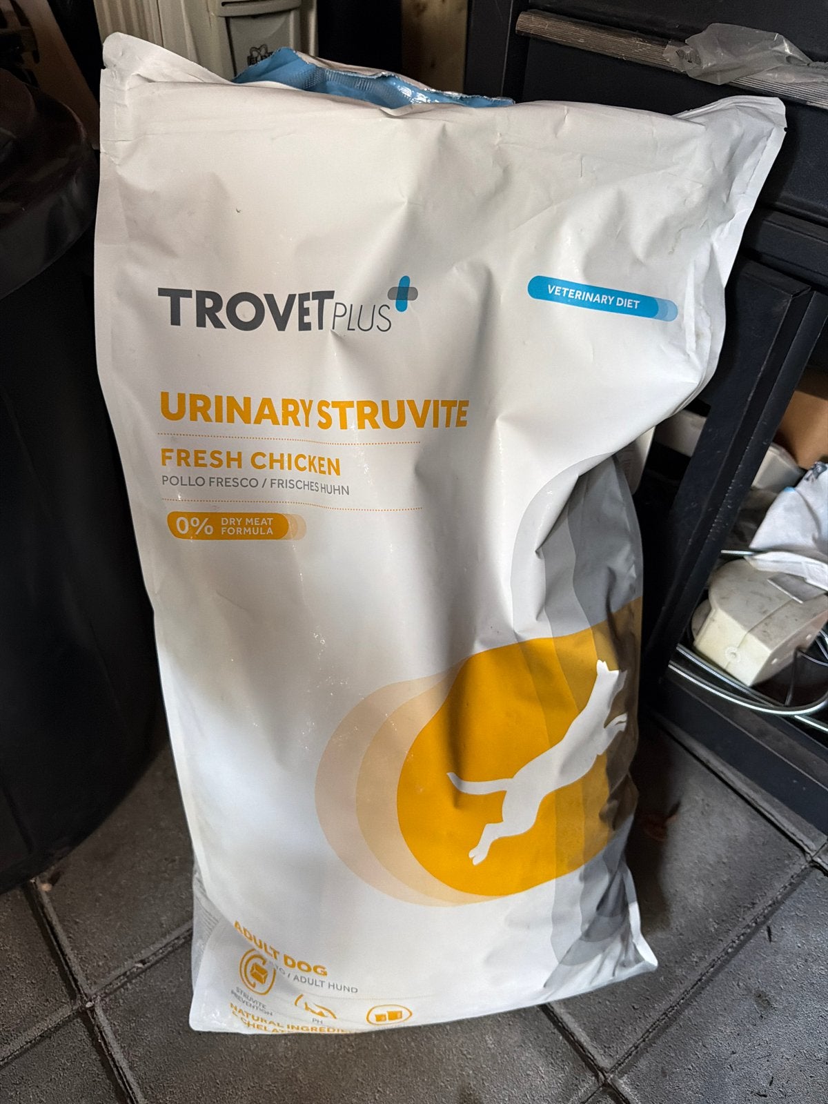 Trovet urinary brokken voor de hond, Ophalen, Hond