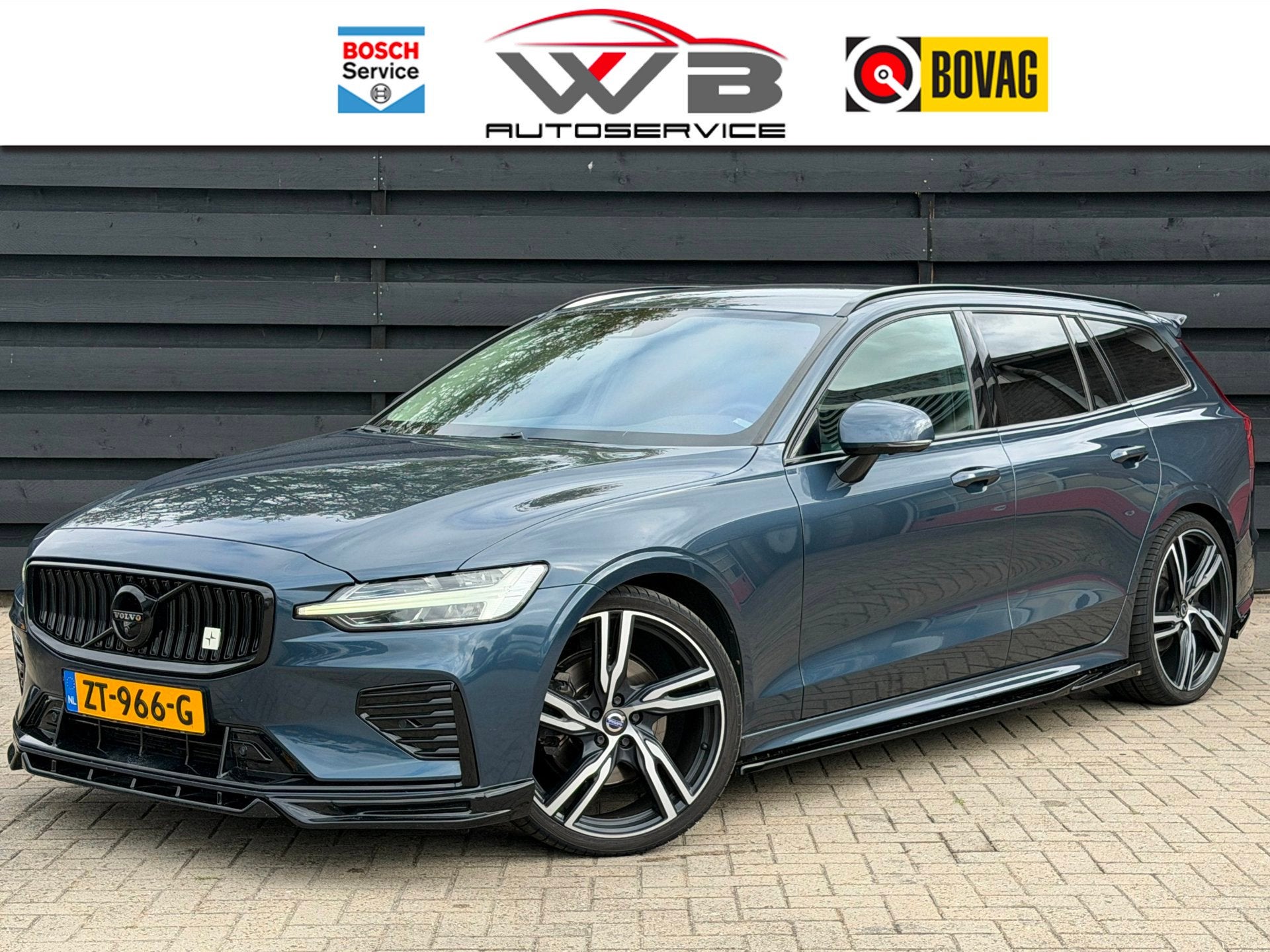 Volvo V60 2.0 T4 Polestar I H&K I Blind Spot I Leder I 360, Auto's, Volvo, 15 km/l, 1969 cc, Blauw, 1603 kg