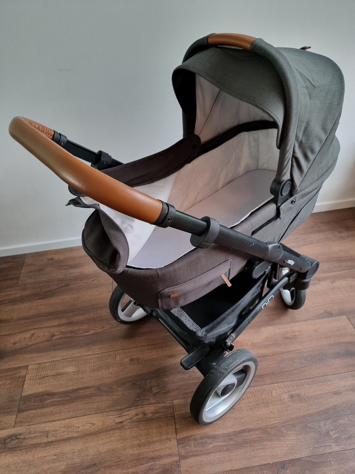Mutsy Nio kinderwagen/buggy groen met accessoires - compleet, Ophalen, Gebruikt, Combiwagen, Mutsy