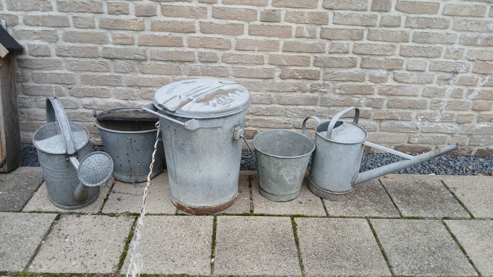 Zinken emmers, gieters en prullenbak - Vintage set, Ophalen, Gebruikt, Metaal