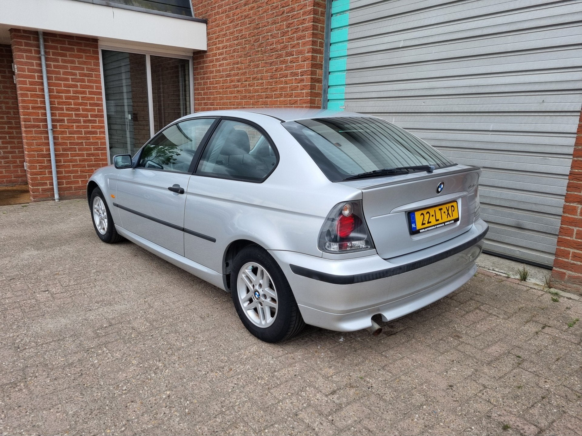 BMW 3-serie Compact 316ti 3-deurs Airco Bj.:2003 NAP!, Auto's, BMW, 4 cilinders, Bedrijf, Handgeschakeld, Electronic Stability Program (ESP)