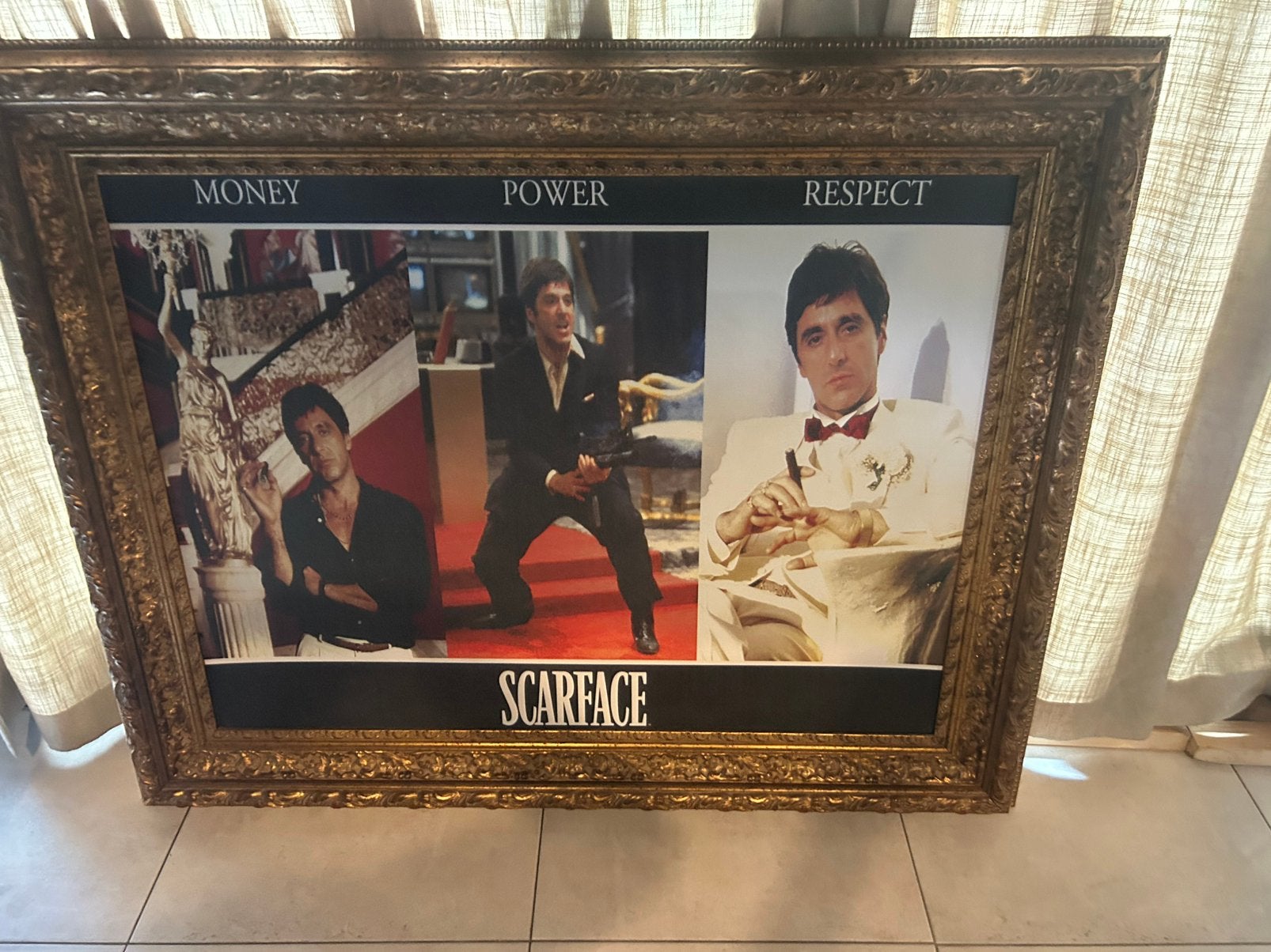 Scarface Schilderij (Tony Montana) in Luxe Gouden Lijst – XL, Ophalen
