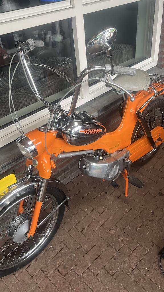 Gezocht tomos 4tl, Fietsen en Brommers, Brommers | Oldtimers, Ophalen of Verzenden, Overige merken