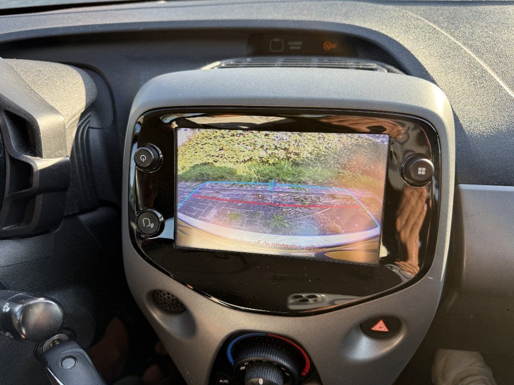 Foto 13 van Toyota Aygo 1.0 Vvt-i 72pk 5D 2019 Zwart