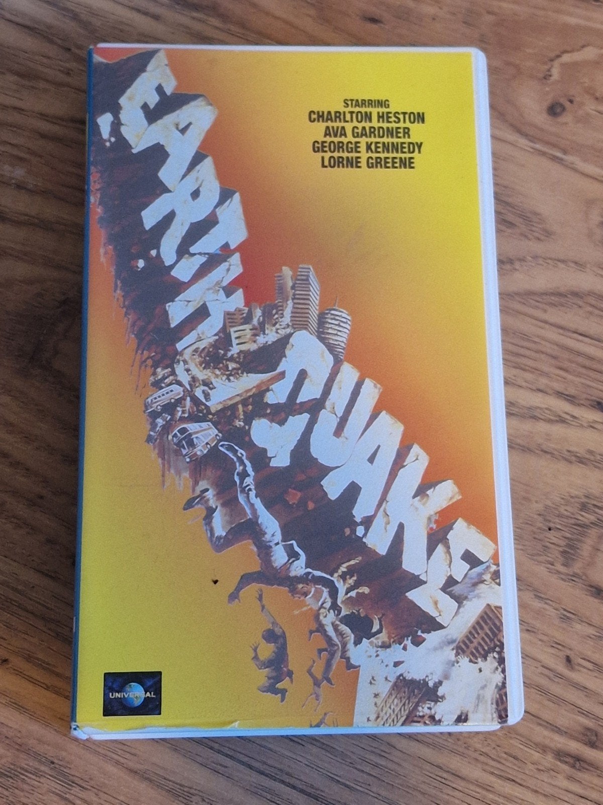 Earthquake VHS - Klassieke rampenfilm met Charlton Heston, Nederlands ondertiteld, Gebruikt, Alle leeftijden, Ophalen of Verzenden