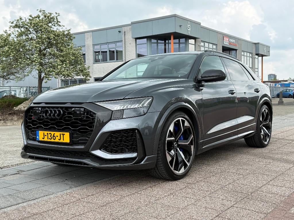 Fabrieksnieuwe Audi RSQ8 4.0 TFSI 600PK keramiek en trekhaak, Auto's, 600 pk, Bedrijf, Vierwielaandrijving, Parkeerassistent