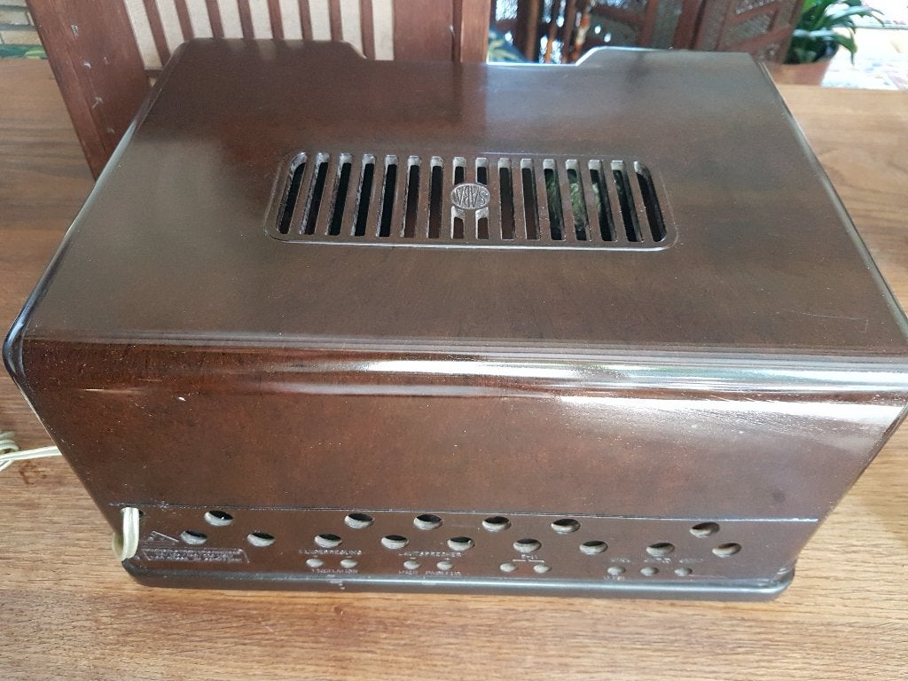 Antieke SABA versterker/ radio, Ophalen